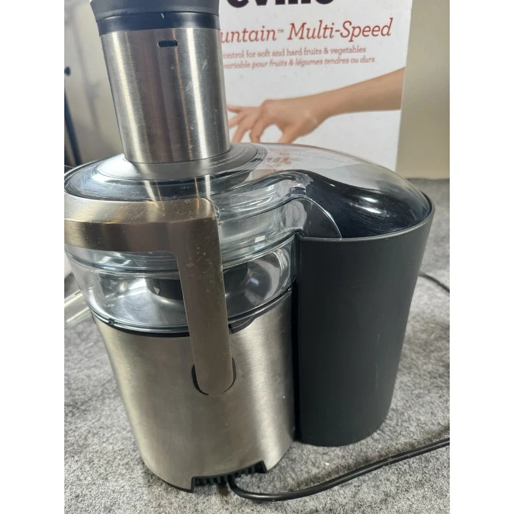 Breville BJE510XL Juice Fountain Multi-Speed 900W Centrifugal Juicer Complete
